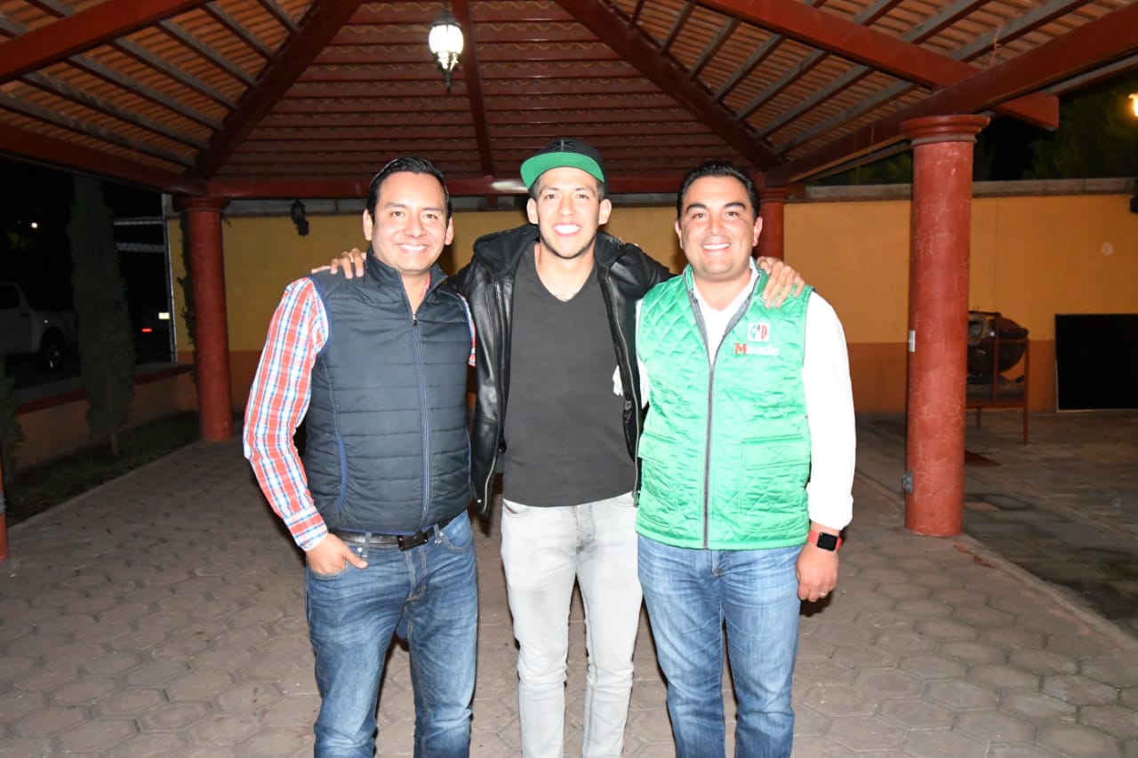 Cierran filas jóvenes empresarios de Apizaco con Mariano y Emilio